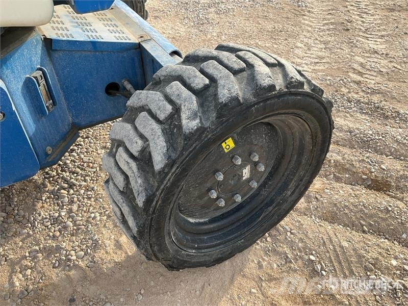  Nifty-Lift HR17D4 4WD Diesel Articulating Boom Lif Bomlifte med knækarm