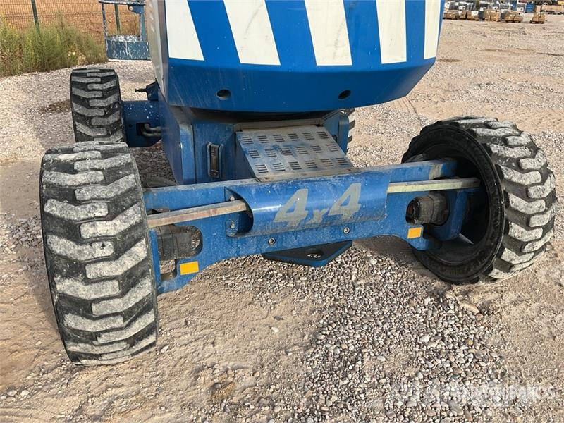  Nifty-Lift HR17D4 4WD Diesel Articulating Boom Lif Bomlifte med knækarm