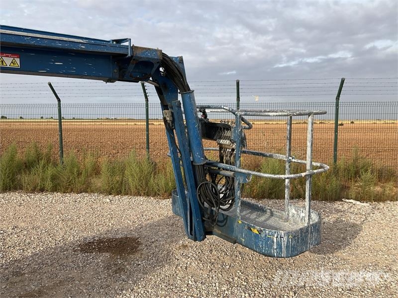 Nifty-Lift HR17D4WD 4WD Diesel Articulating Boom L Piattaforme a braccio articolato