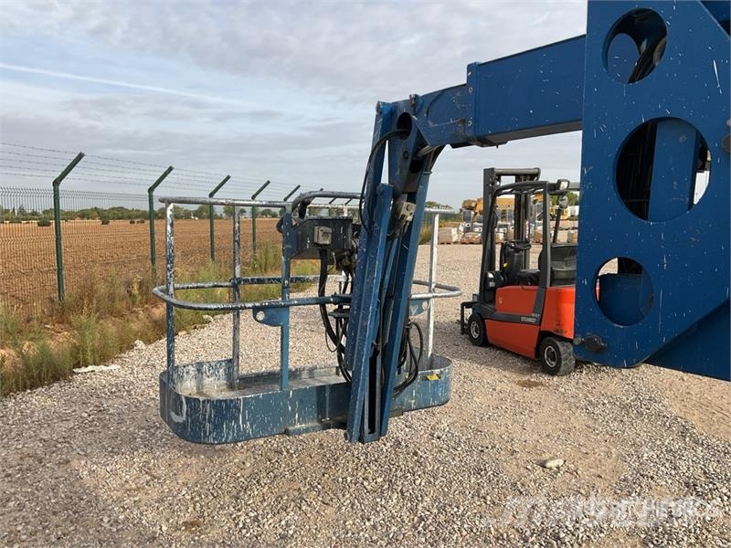 Nifty-Lift HR17D4WD 4WD Diesel Articulating Boom L Piattaforme a braccio articolato