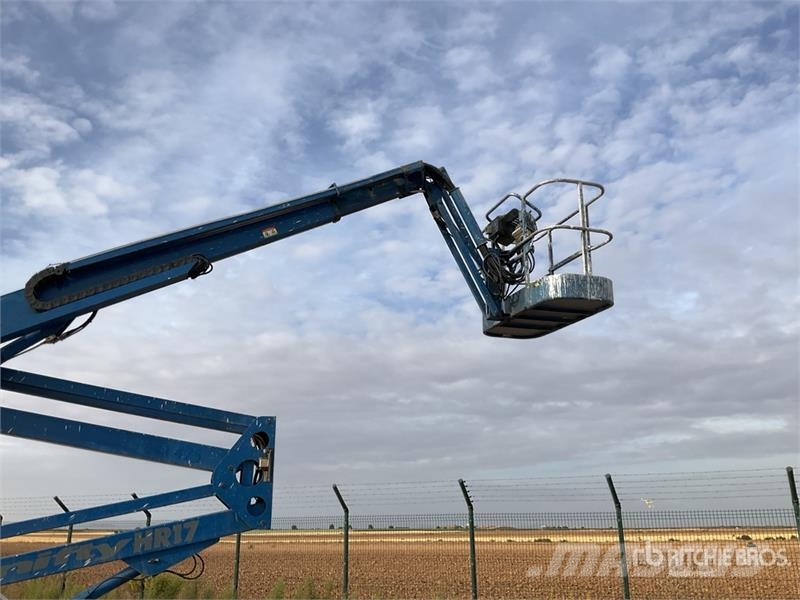 Nifty-Lift HR17D4WD 4WD Diesel Articulating Boom L Piattaforme a braccio articolato