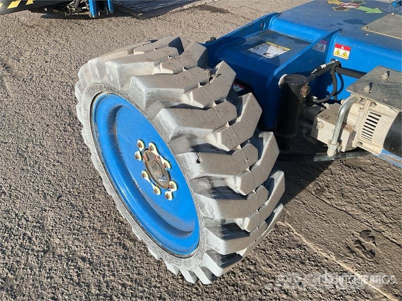  Nifty-Lift HR21 4WD Hybrid Articulating Boom Lift Strēles pacēlāji