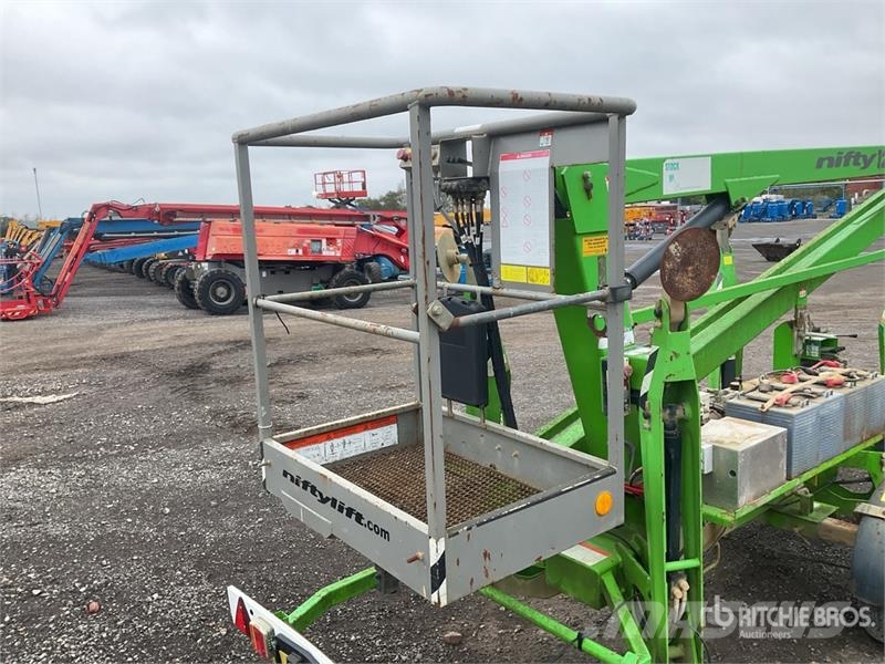 Nifty-Lift N120HE Trailer Mounted Articulating Boo Iseliikuvad poomtõstukid