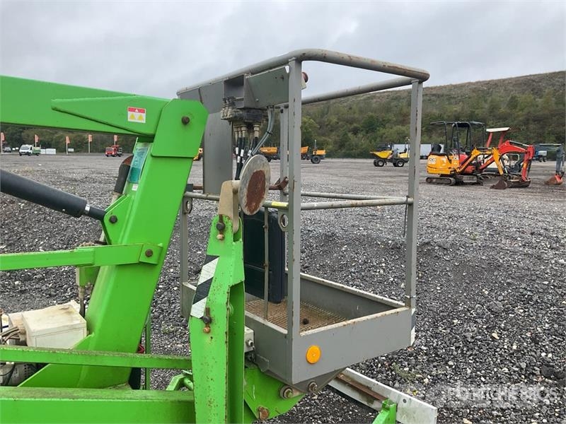 Nifty-Lift N120HE Trailer Mounted Articulating Boo Iseliikuvad poomtõstukid