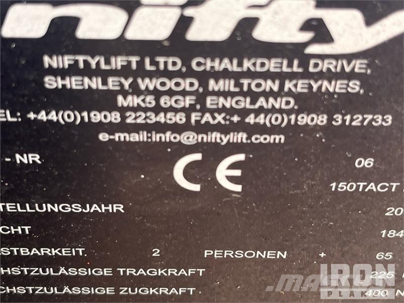  Nifty-Lift N150TACT Towable Lift المنصات الهوائية المثبتة على مقطورة