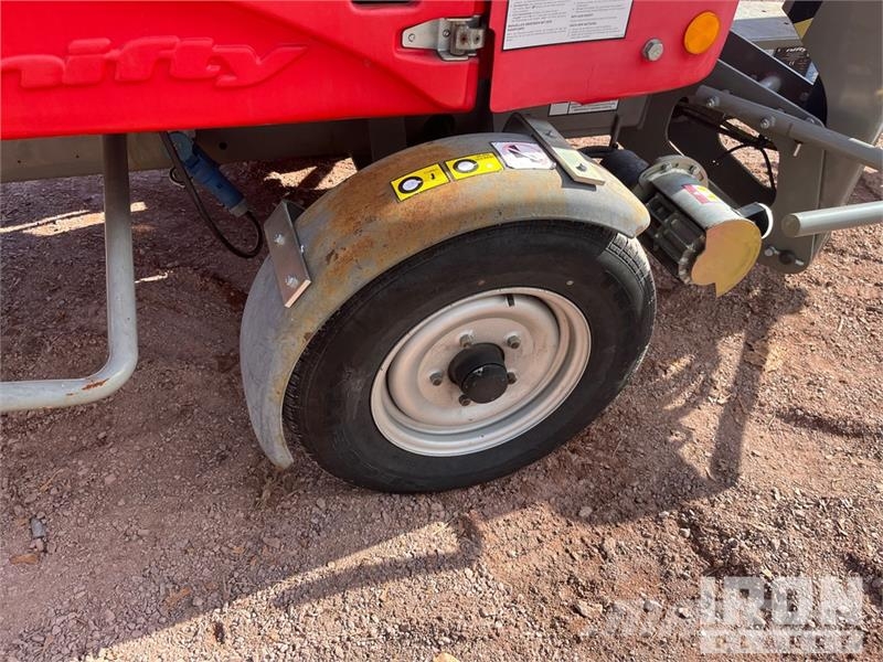  Nifty-Lift N150TACT Towable Lift المنصات الهوائية المثبتة على مقطورة