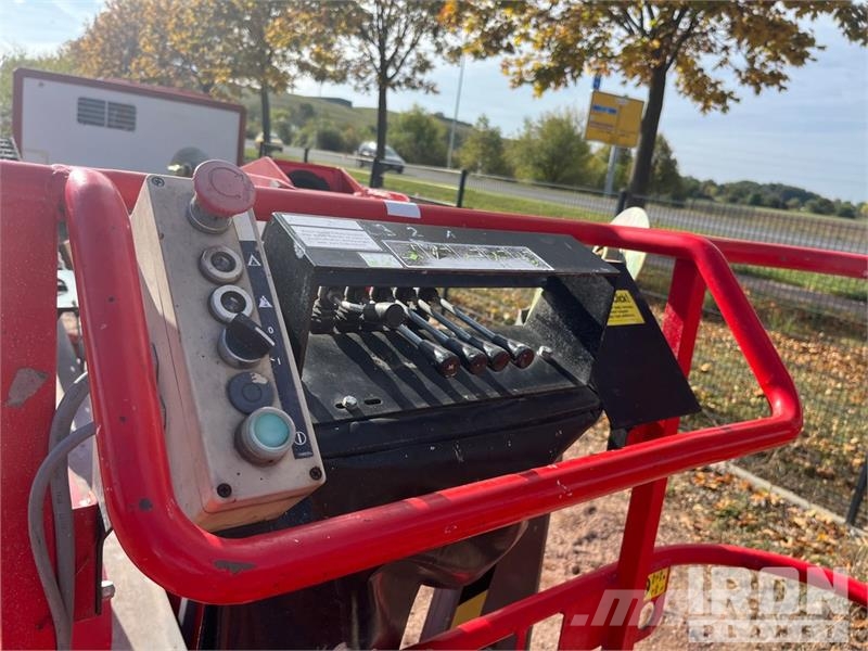  Nifty-Lift N150TACT Towable Lift المنصات الهوائية المثبتة على مقطورة