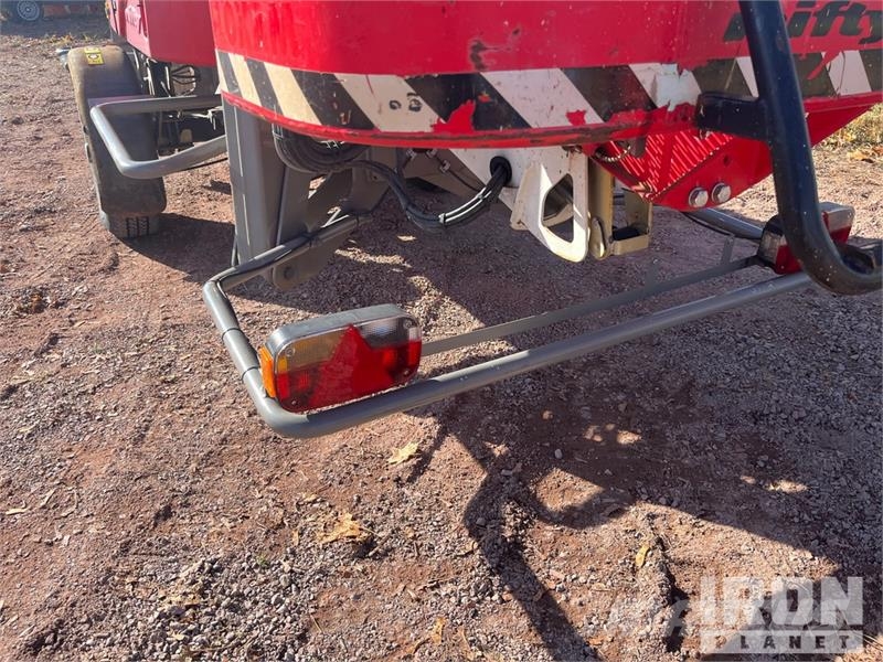 Nifty-Lift N150TACT Towable Lift (Inoperable) Вишки-причепи