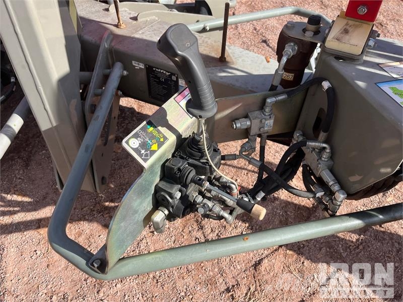 Nifty-Lift N150TACT Towable Lift Вишки-причепи