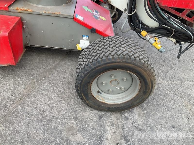 Niftylift HR12 DE 2WD Hybrid Articulating Boom Li Kĺbové plošiny