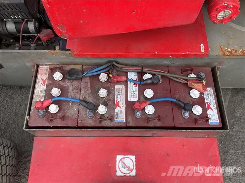Niftylift HR12 DE 2WD Hybrid Articulating Boom Li Kĺbové plošiny