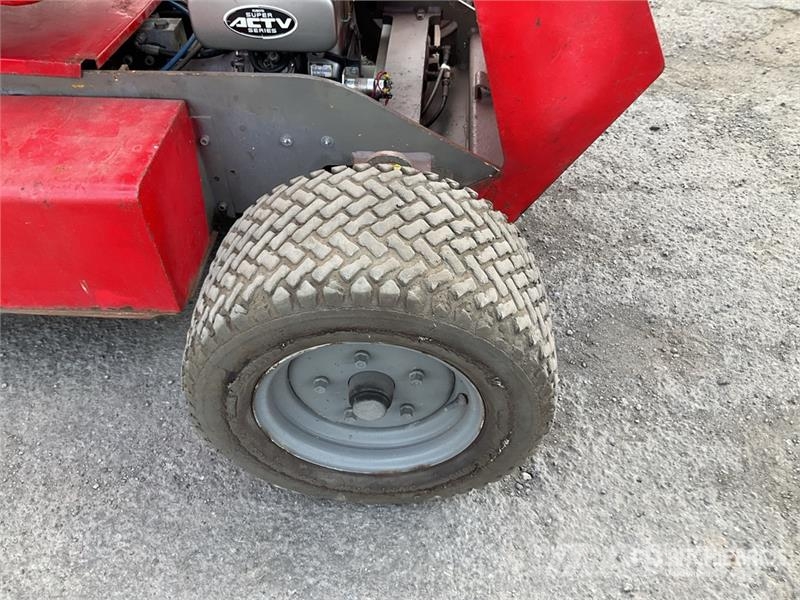 Niftylift HR12 DE 2WD Hybrid Articulating Boom Li Kĺbové plošiny