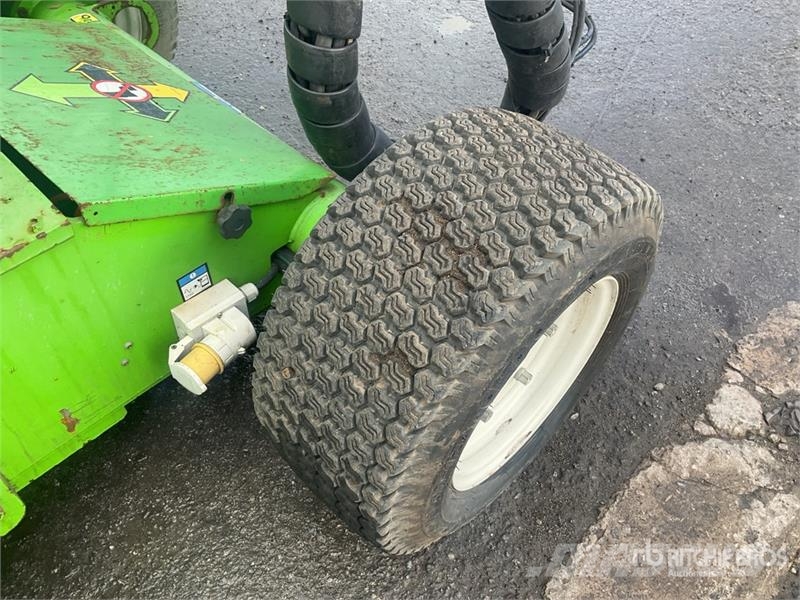 Niftylift HR12NDE 2WD Hybrid Telescopic Boom Lift Nacelles télescopiques