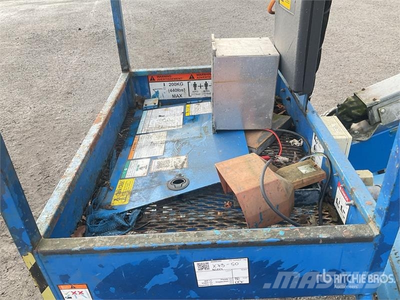 Niftylift HR12NDE 2WD Hybrid Articulating Boom Li Articulated boom lifts