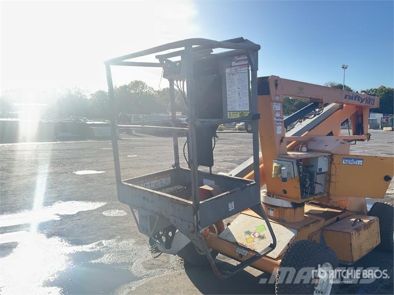 Niftylift HR12NDE 2WD Hybrid Articulating Boom Li Zglobne podizne platforme