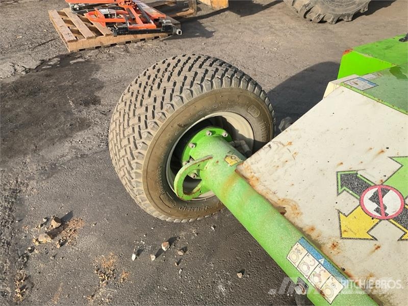 Niftylift HR12NDE 2WD Hybrid Articulating Boom Li Articulated boom lifts