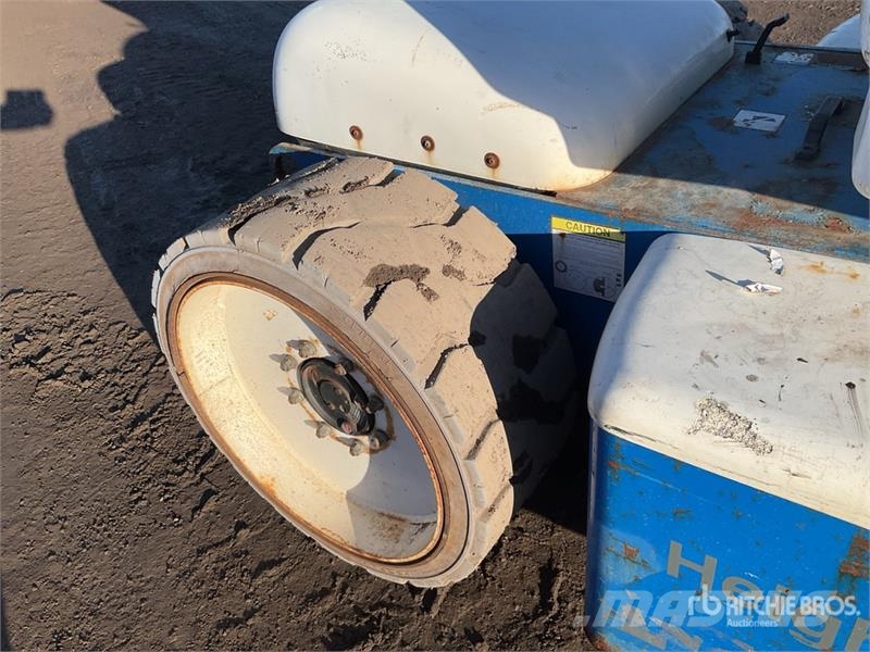 Niftylift HR15 NDE 4WD Diesel Articulating Boom Lift Коленчатые подъемники