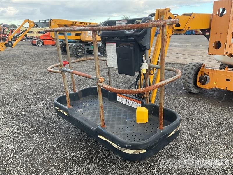 Niftylift HR17 4WD Diesel Articulating Boom Lift Zglobne podizne platforme