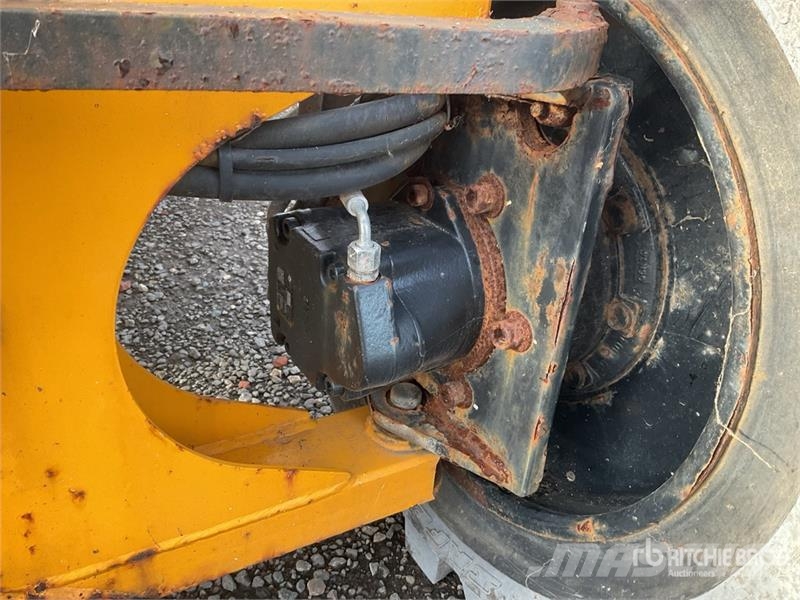 Niftylift HR17 4WD Diesel Articulating Boom Lift Zglobne podizne platforme