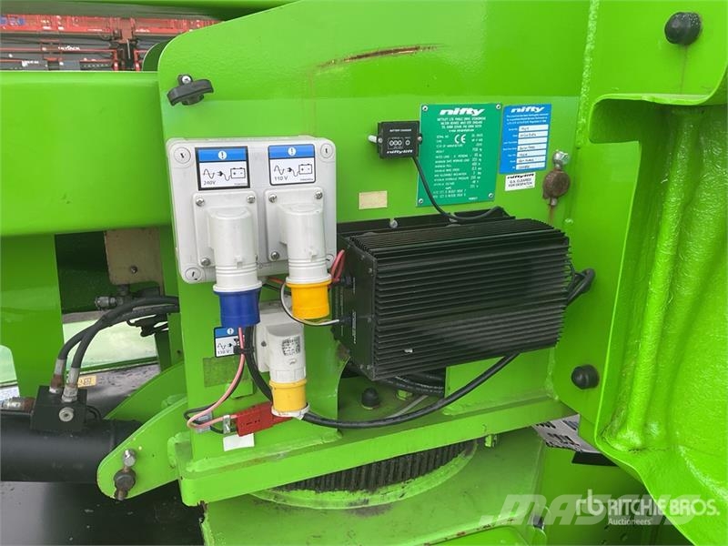 Niftylift HR17 NDE 2WD Hybrid Articulating Boom L Kĺbové plošiny