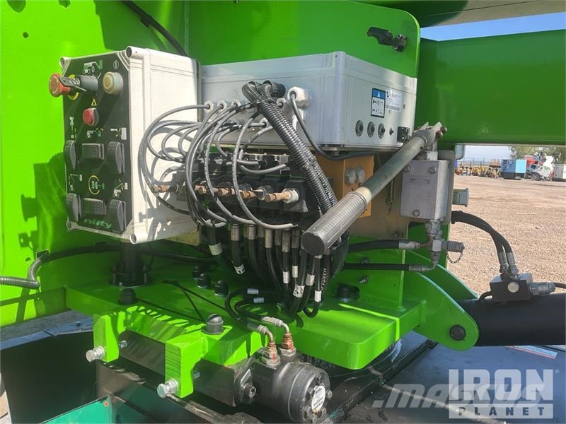 Niftylift HR17 NDE 2WD Hybrid Articulating Boom L Kĺbové plošiny