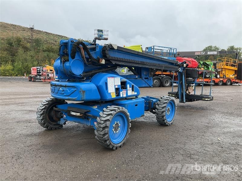 Niftylift HR21 4WD Hybrid Articulating Boom Lift Articulated boom lifts