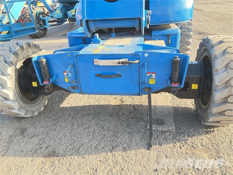 Niftylift HR21 4WD Hybrid Articulating Boom Lift Zglobne podizne platforme