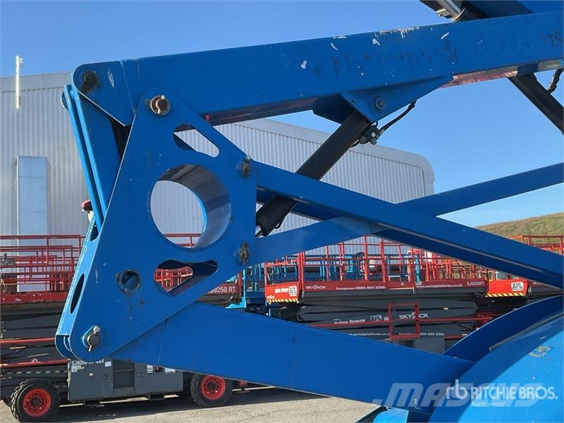 Niftylift HR21 4WD Hybrid Articulating Boom Lift Zglobne podizne platforme