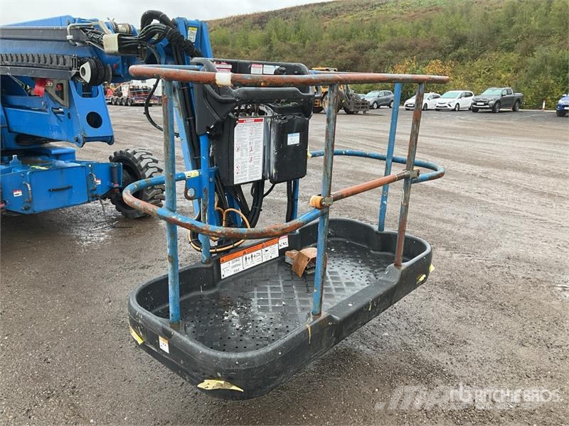 Niftylift HR21 4WD Hybrid Articulating Boom Lift Articulated boom lifts