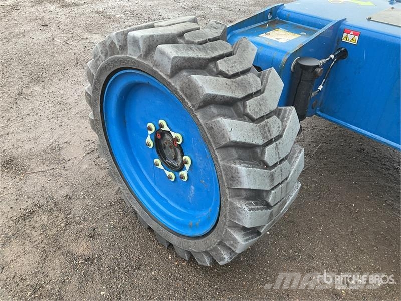 Niftylift HR21 4WD Hybrid Articulating Boom Lift Articulated boom lifts