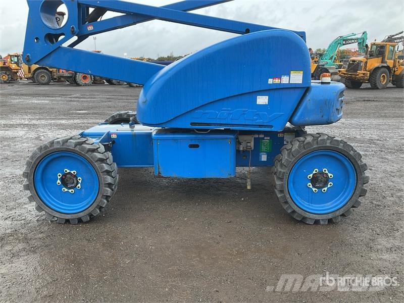 Niftylift HR21 4WD Hybrid Articulating Boom Lift Articulated boom lifts