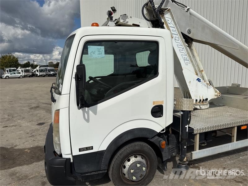 Nissan 160AluDs 16 m on Nissan Cabstar-Multitel Camion Na Auto korvtõstukid