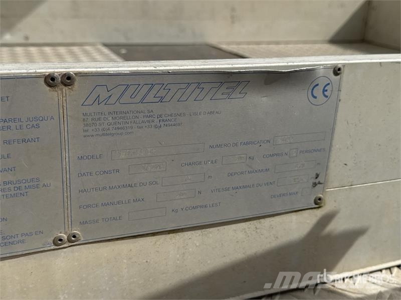 Nissan 160AluDs 16 m on Nissan Cabstar-Multitel Camion Na Auto korvtõstukid