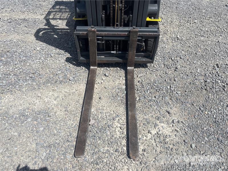Nissan 1N1L18Q 1750 kg Electric Forklift Elektromos targoncák