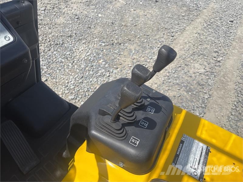 Nissan 1N1L18Q 1750 kg Electric Forklift Elektromos targoncák