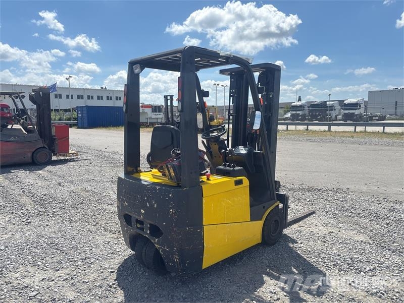 Nissan 1N1L18Q 1750 kg Electric Forklift Elektromos targoncák