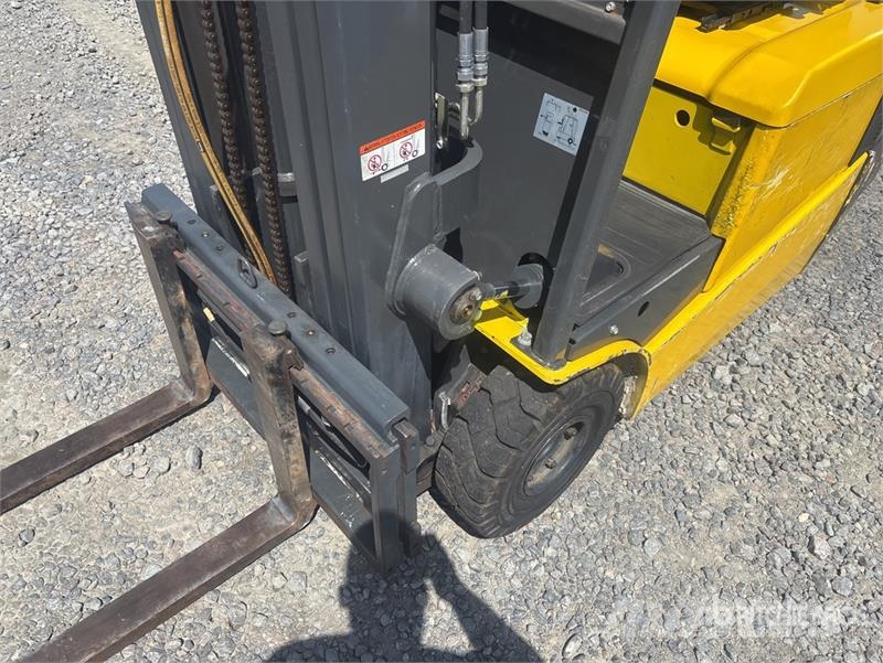 Nissan 1N1L18Q 1750 kg Electric Forklift Elektromos targoncák