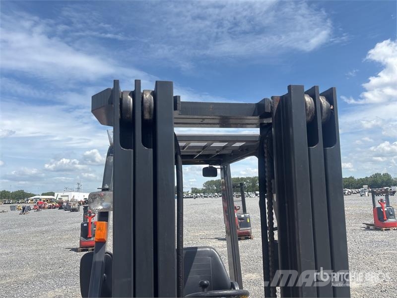 Nissan 1N1L18Q 1750 kg Electric Forklift Elektromos targoncák