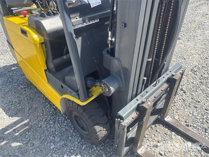 Nissan 1N1L18Q 1750 kg Electric Forklift Elektromos targoncák