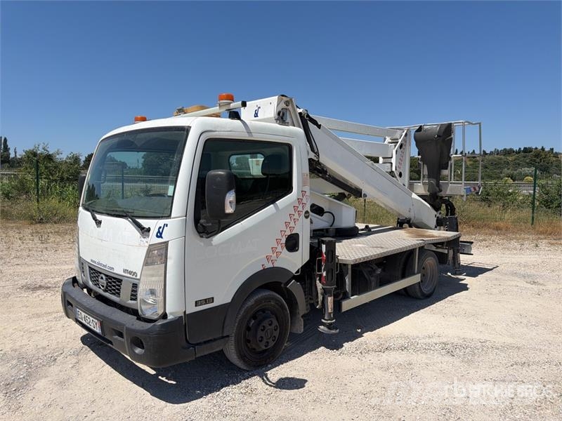 Nissan 20 m on  Nissan Cabstar 4x2 Camion Nacelle Bucket  Plataformas sobre camión