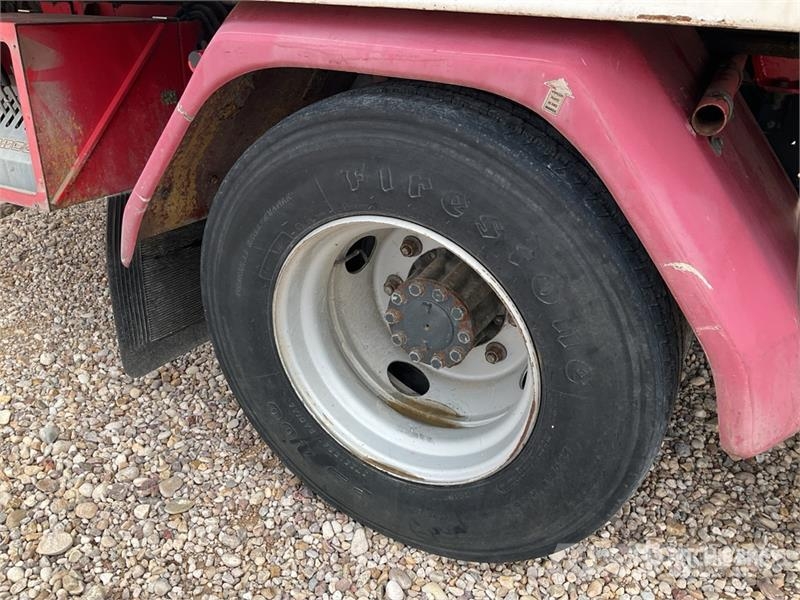 Nissan Atleon 4x2 Rollback Truck Veículos de recuperação