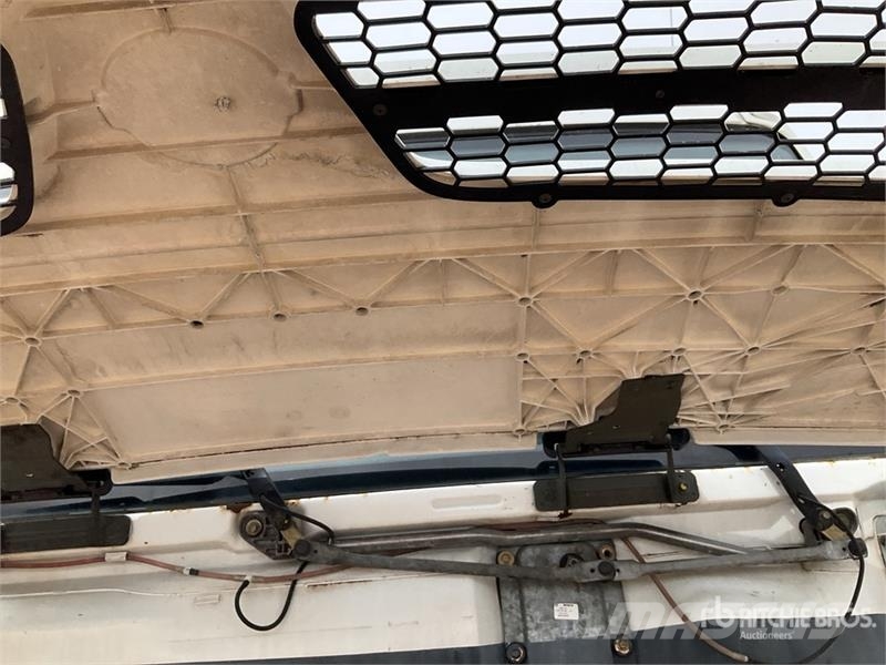 Nissan Atleon TK210.150 4x2 Rollback Truck Pagalbos kelyje automobiliai