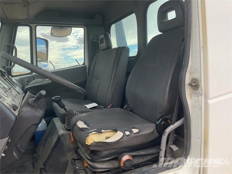 Nissan Atleon TK3.56 4x2 Rollback Truck Veículos de recuperação