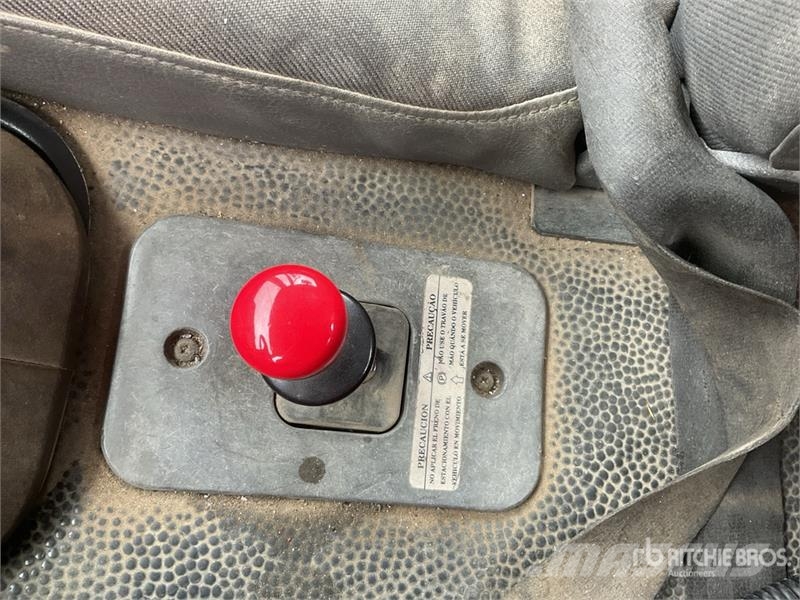 Nissan Atleon TK3.56 4x2 Rollback Truck Veículos de recuperação
