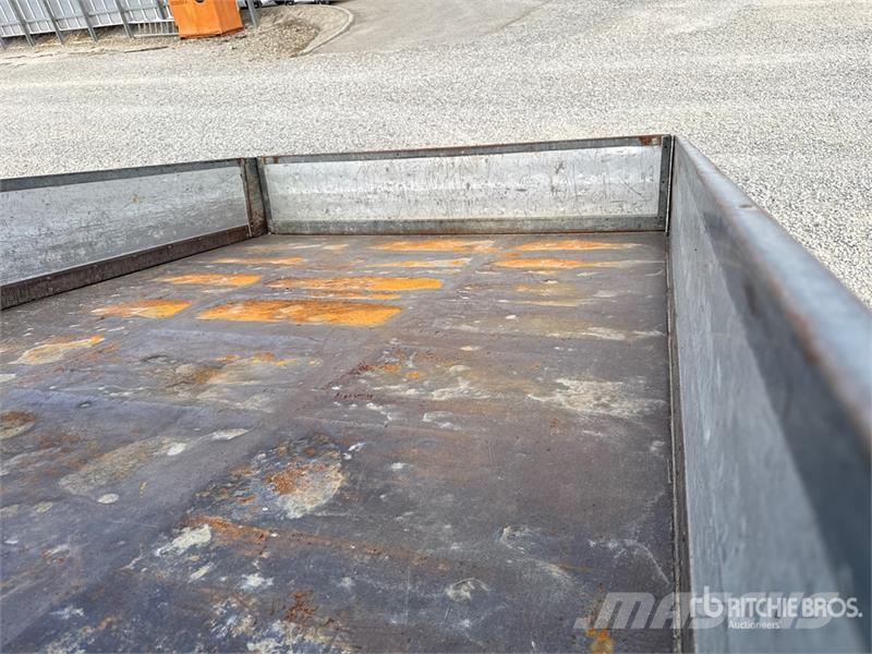 Nissan Cabstar 35.12 Dump Truck Kipper