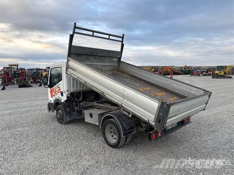 Nissan Cabstar 35.12 Dump Truck Kipper