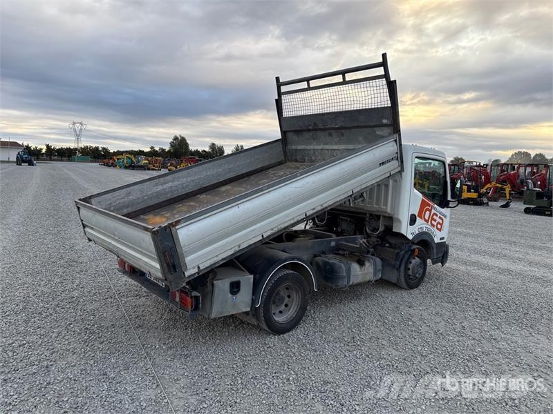 Nissan Cabstar 35.12 Dump Truck Kipper