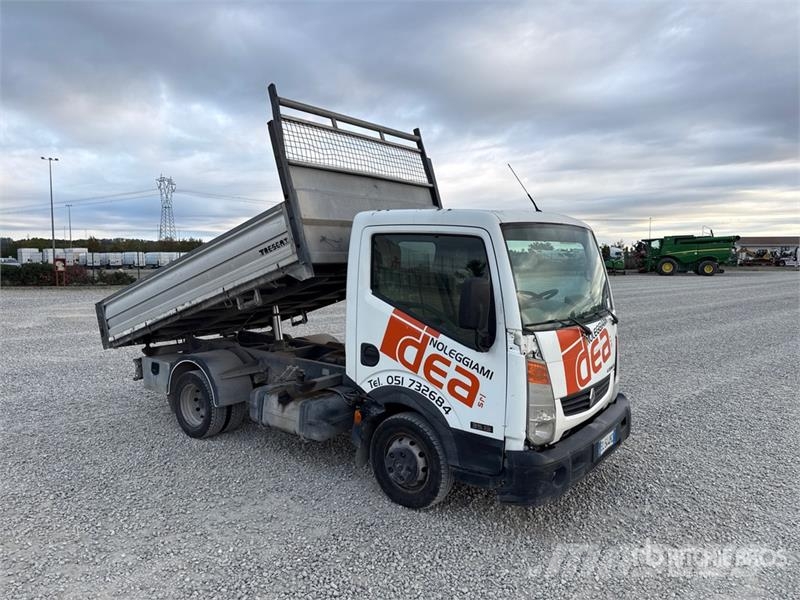 Nissan Cabstar 35.12 Dump Truck Kipper