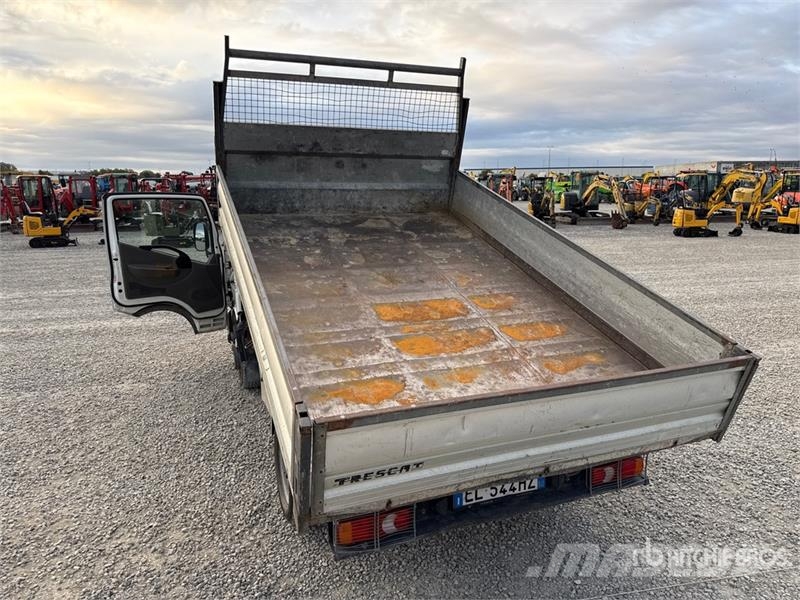 Nissan Cabstar 35.12 Dump Truck Kipper