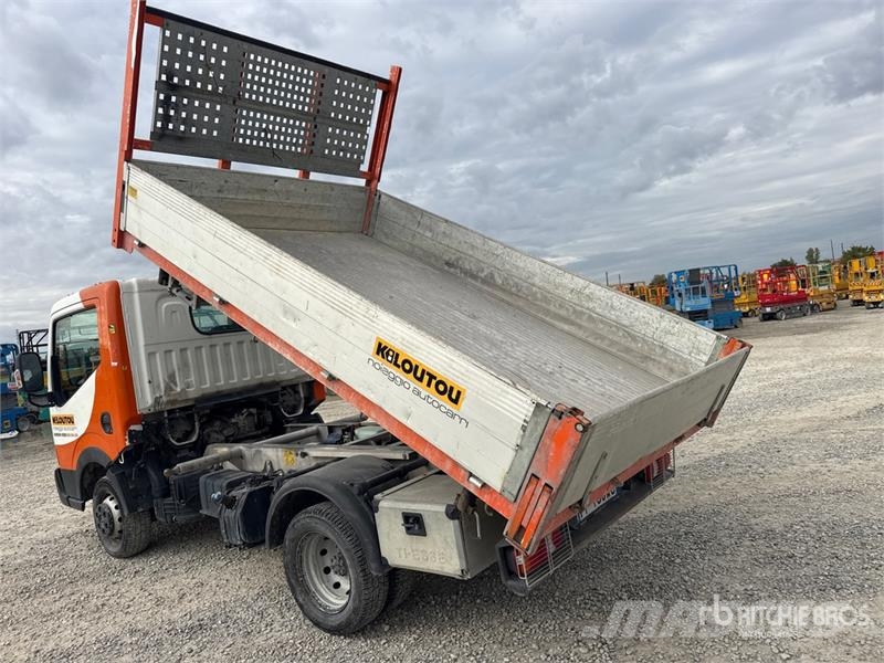 Nissan Cabstar 35.13 Dump Truck Kipper